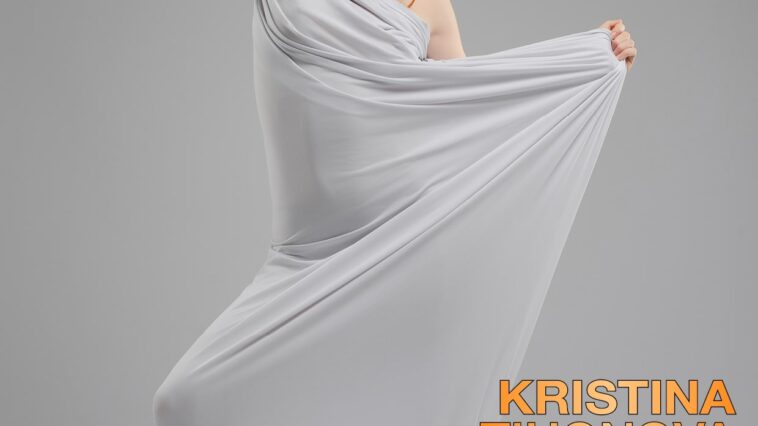 Andrey Guryanov MicroMAG – Kristina Tihonova – Issue 8