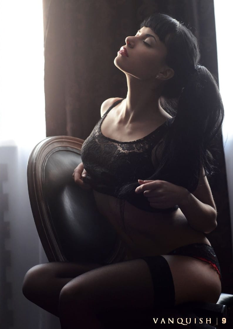 Vanquish Magazine – March 2015 – Amber Sienna