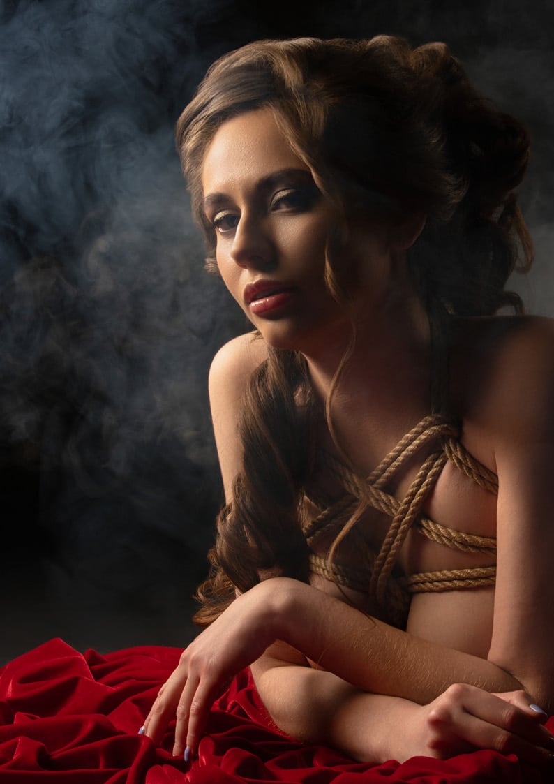 Andrey Guryanov MicroMAG – Anna Ryakina – Issue 9