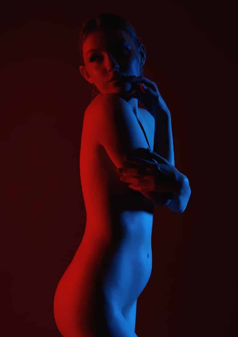 Andrey Guryanov MicroMAG – Alena Malyh – Issue 1